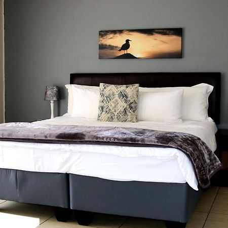 African Kingdom Guest House Boksburg Buitenkant foto