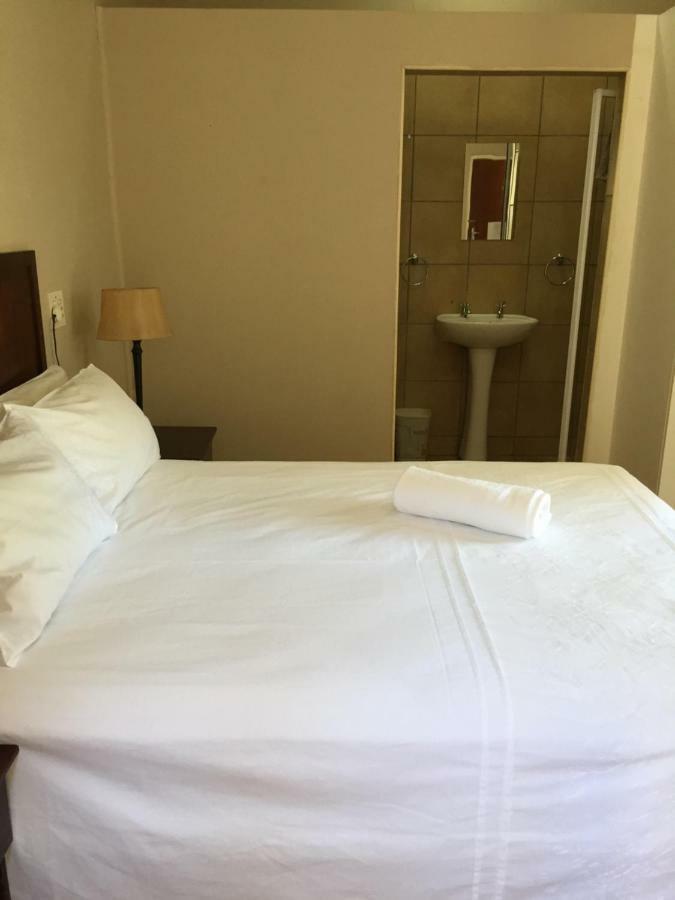 African Kingdom Guest House Boksburg Buitenkant foto